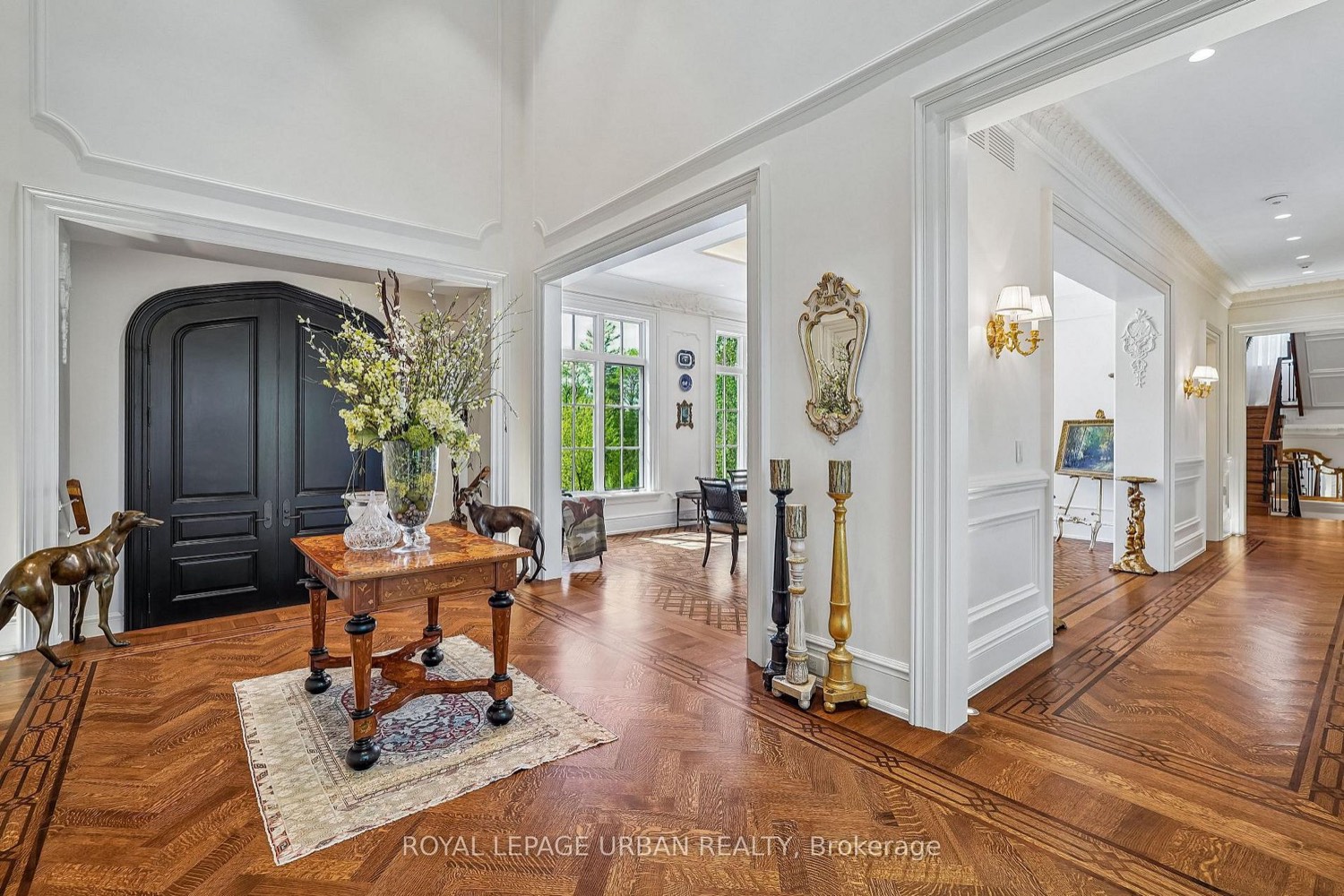King City — Custom Estate Home — photo 4