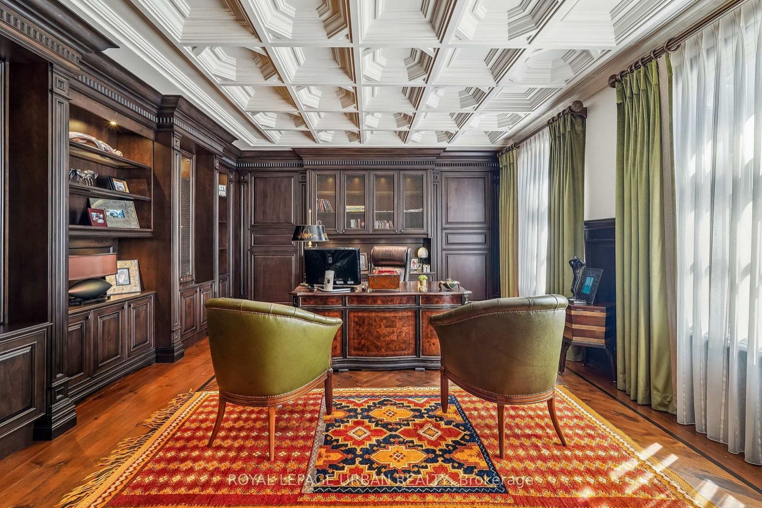 King City — Custom Estate Home — photo 11